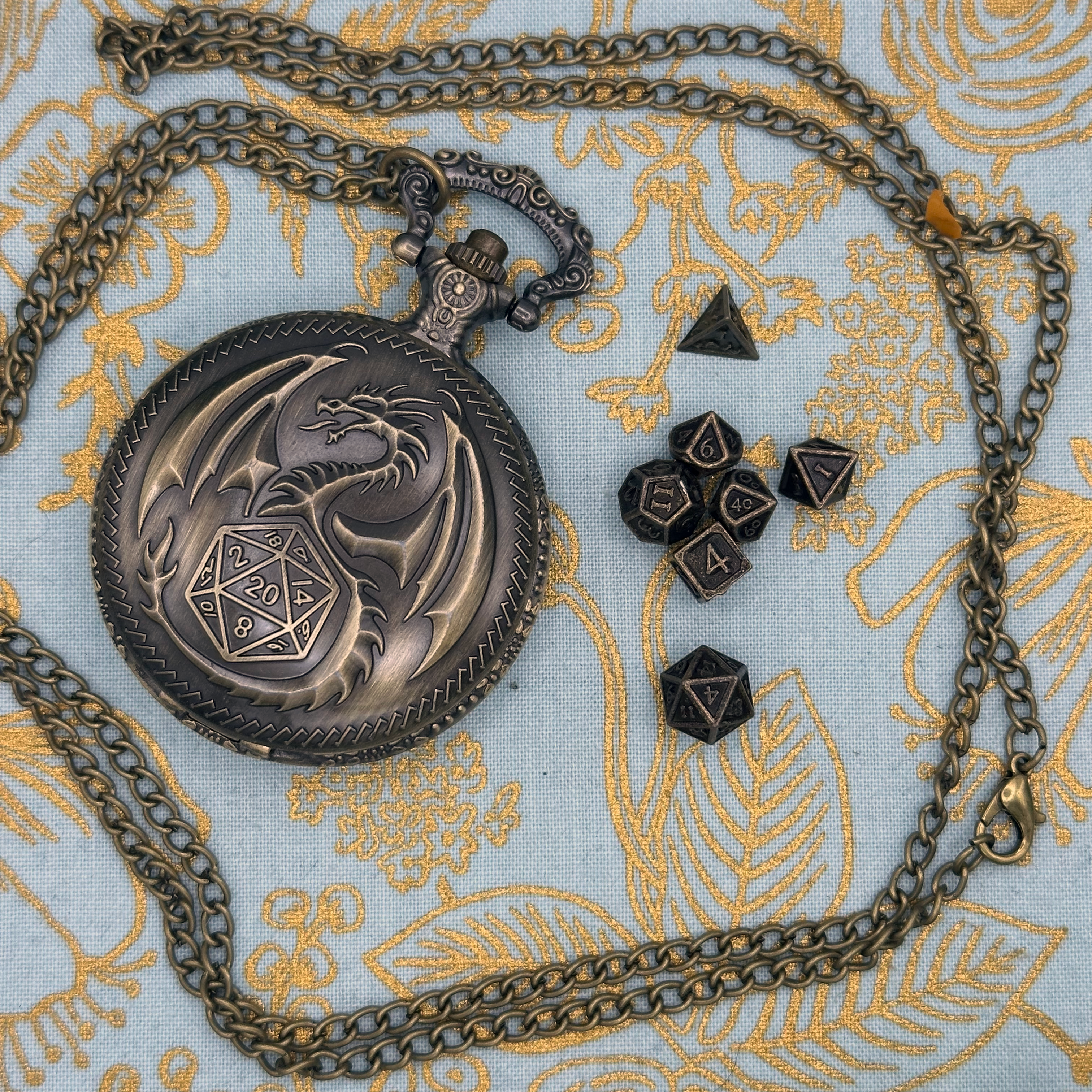 Dragon d20 Locket